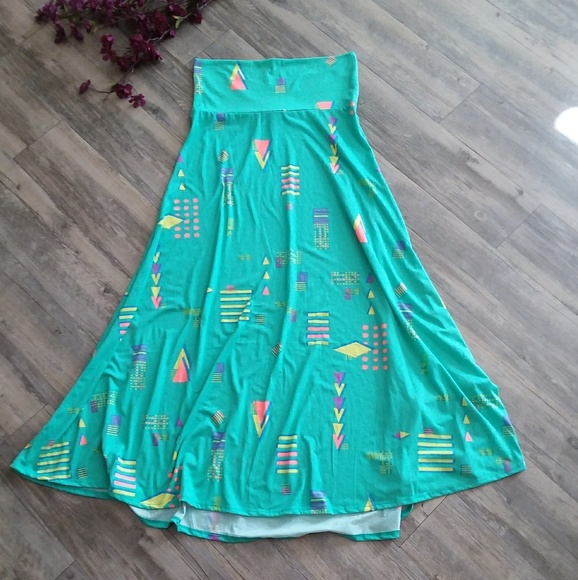LuLaRoe Dresses & Skirts - NWOT Lularoe Maxi Skirt